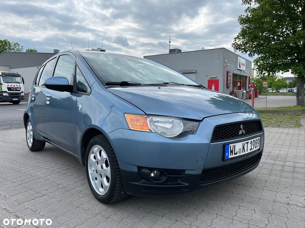 Mitsubishi Colt - 19