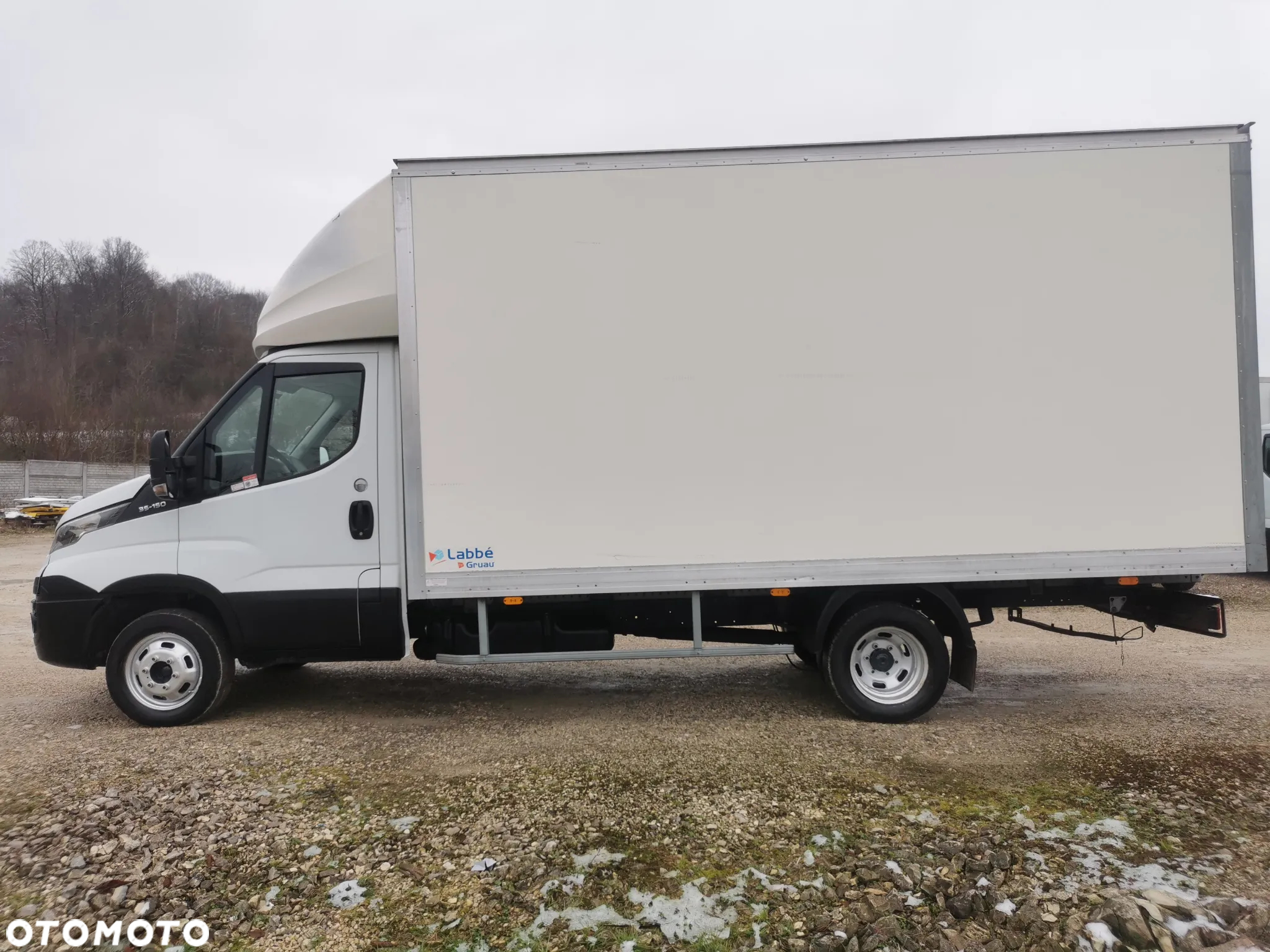 Iveco 3.0-150KM Daily 35C15 Kontener długi rama 35-150 kiper Klimatyzacja długi rozstaw - 8