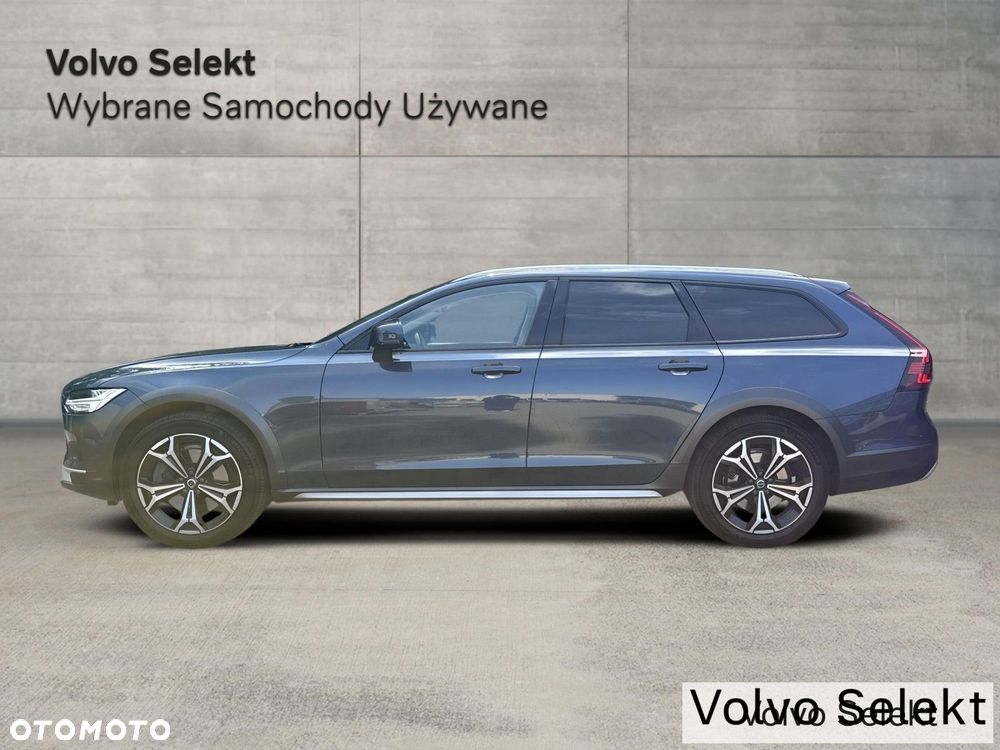 Volvo V90 Cross Country - 3