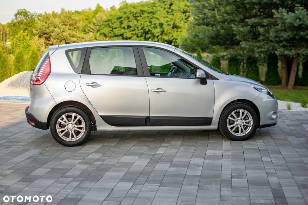 Renault Scenic - 32