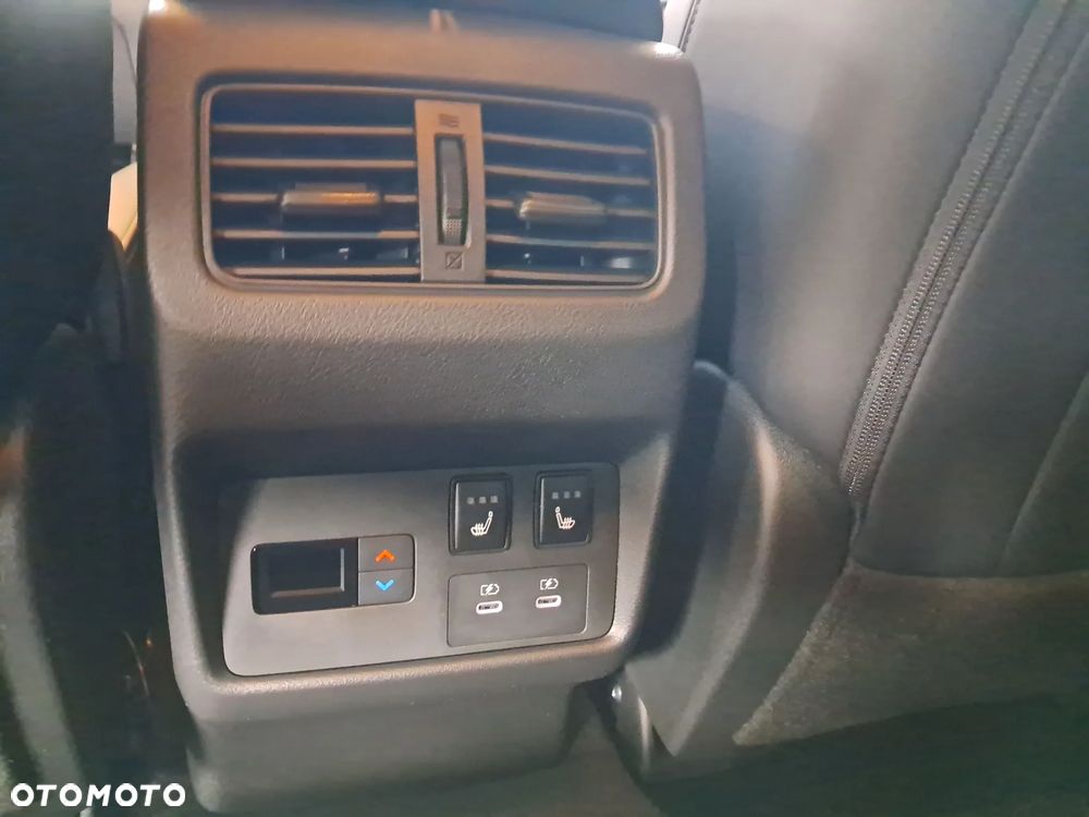 Nissan X-Trail - 19