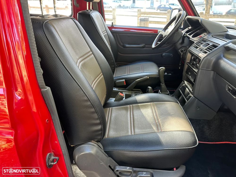 Mitsubishi Pajero - 16
