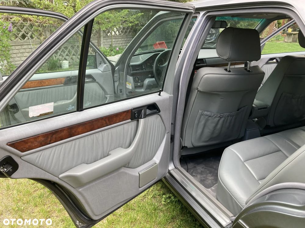 Mercedes-Benz W124 (1984-1993) - 8