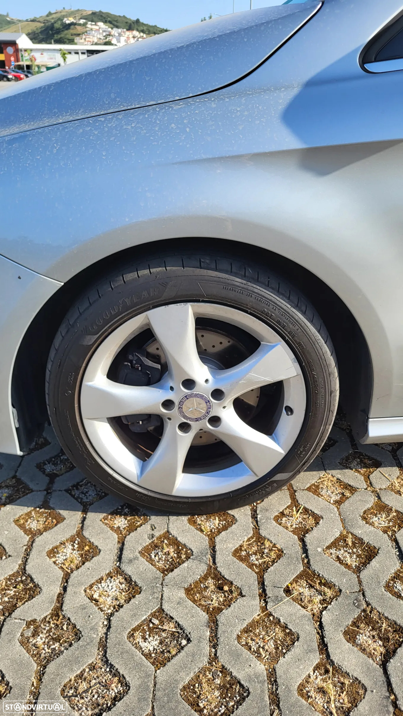 Mercedes-Benz B 180 - 23