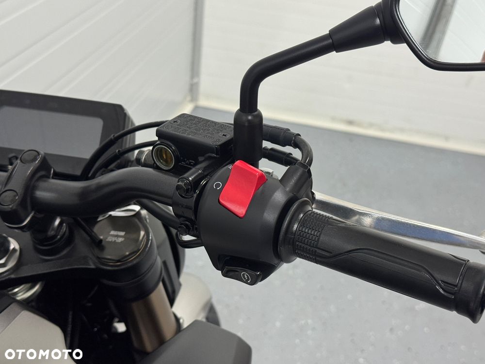 Honda CB - 13