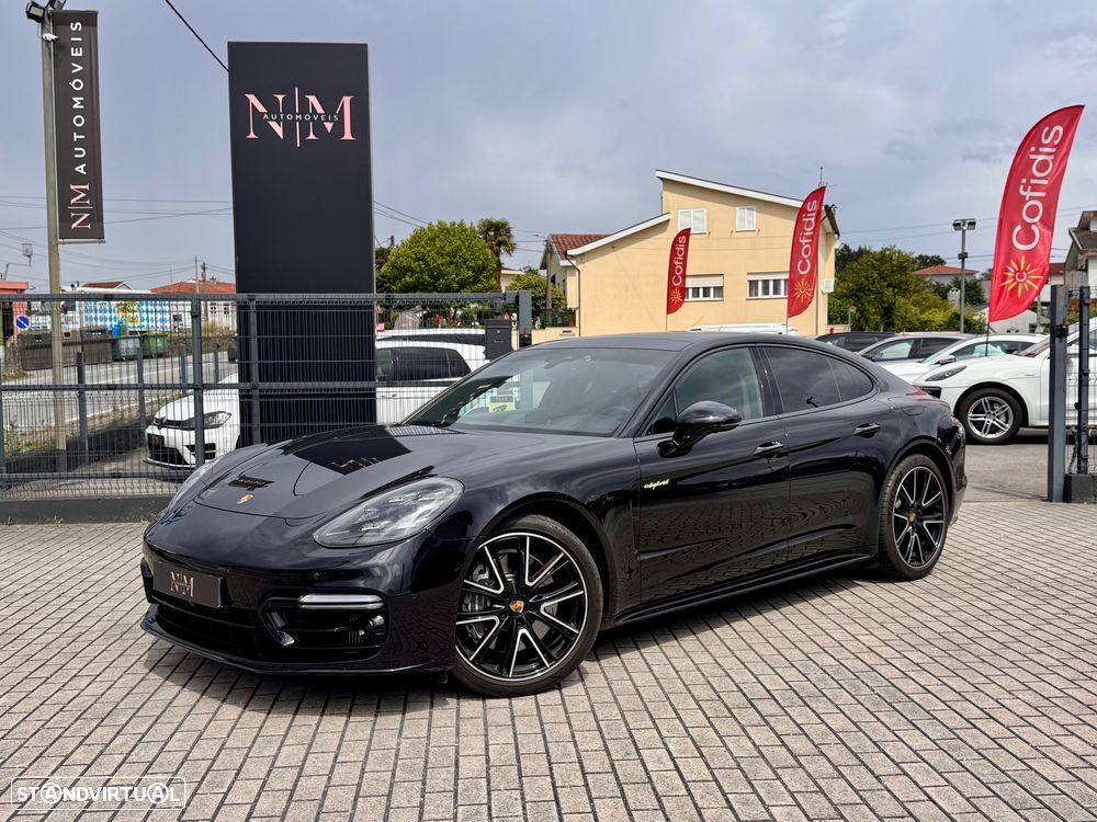 Porsche Panamera 4 E-Hybrid Platinum Edition - 2