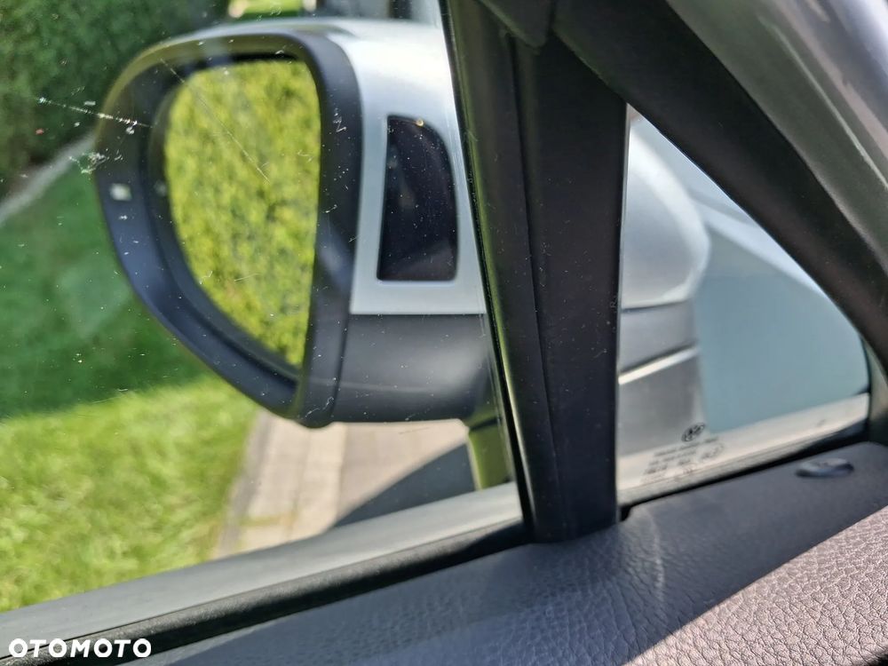 Volkswagen Passat 2.0 TDI EVO Business - 28