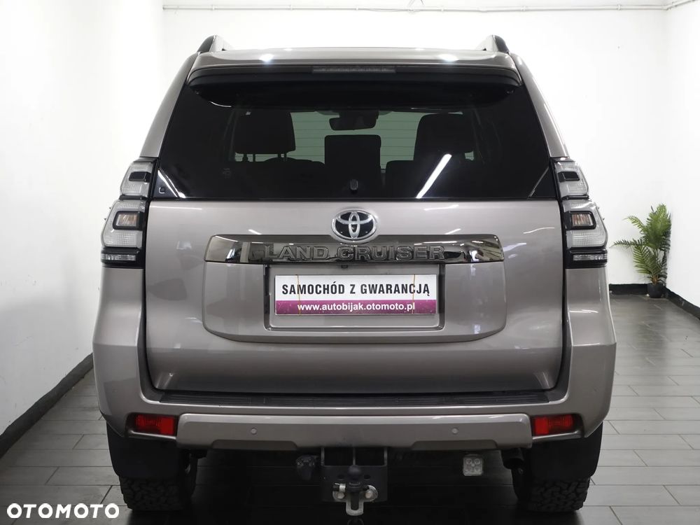 Toyota Land Cruiser 2.8 D-4D Automatik Executive - 4