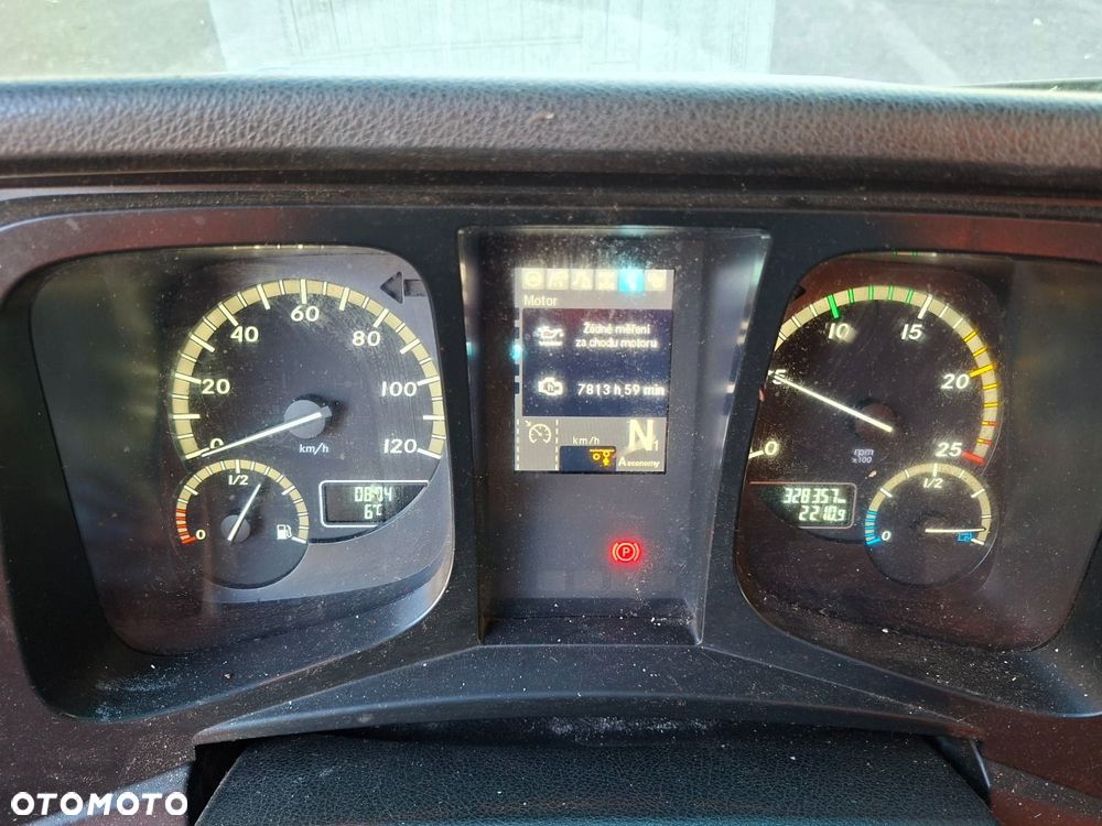 Versalift Antos 2533 L 6X2 - 21