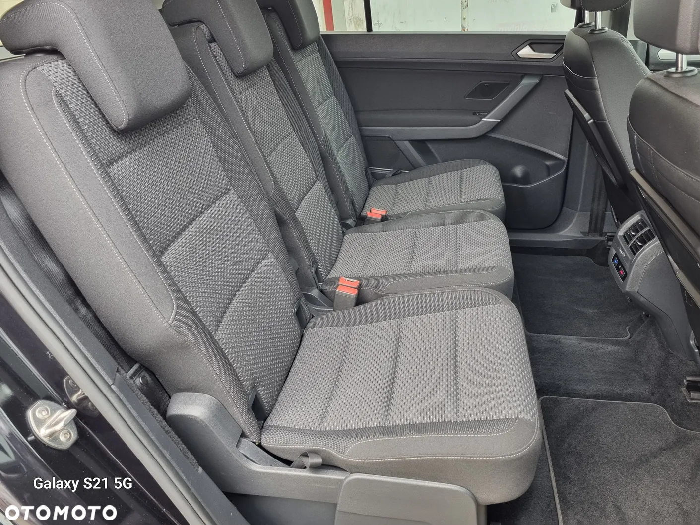 Volkswagen Touran 1.6 TDI SCR BlueMotion Technology Comfortline - 14