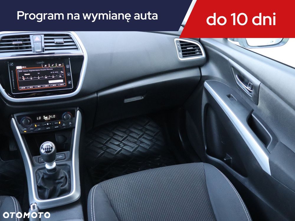 Suzuki SX4 S-Cross - 10