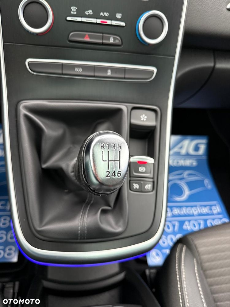 Renault Scenic ENERGY TCe 130 INTENS - 28