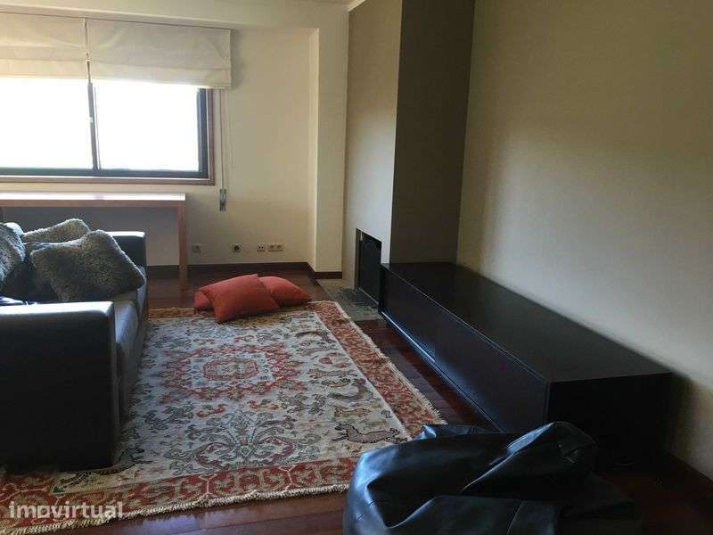 Apartamento T3 - Centro Porto - Pronto a habitar - Grande imagem: 2/11