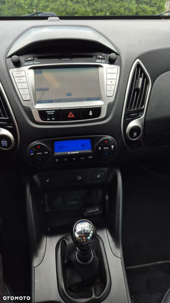Hyundai ix35 1.6 2WD blue Comfort - 15