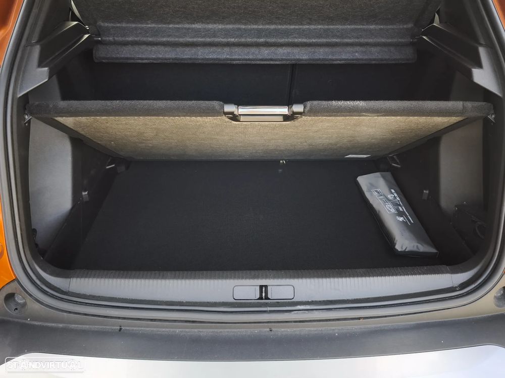 Peugeot 2008 1.2 PureTech Allure Pack - 16