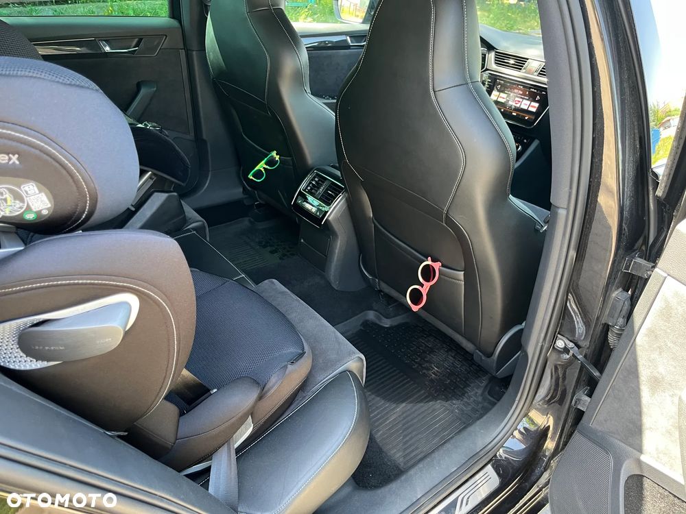 Skoda Superb 2.0 TDI 4x4 DSG Sportline - 12