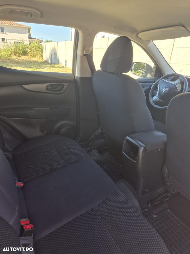 Nissan Qashqai 1.5 DCI Start/Stop N-Connecta - 14