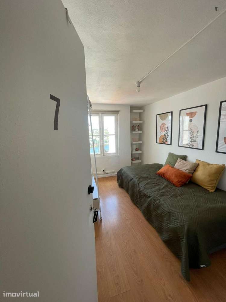 Quarto - localizado em Alta Universitária Coimbra - Grande imagem: 2/13