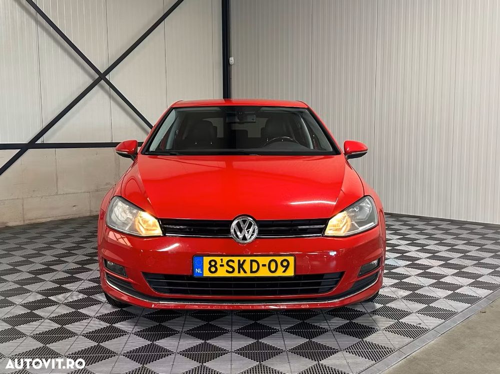 Volkswagen Golf 1.4 TSI ACT BlueMotion Technology DSG Highline - 4