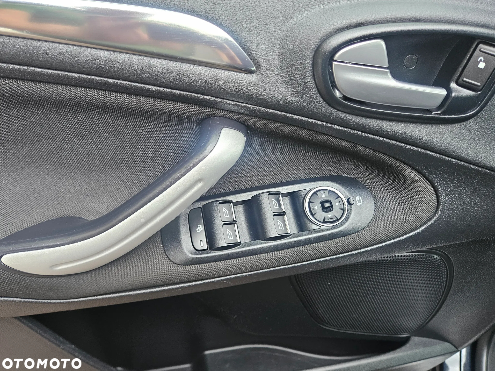 Ford S-Max 2.0 TDCi DPF Titanium X - 22