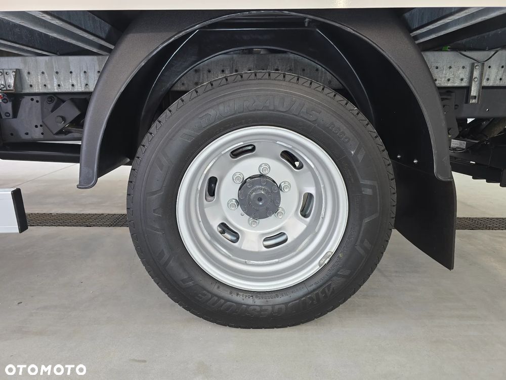 Iveco DAILY 35C16 / 50C16 KONTENER 8PALET WINDA DHOLLANDIA 750Kg 41Tyś km SERWIS ASO IVECO DO OSTATNIEGO Km STAN NOWY NOWY NOWY NA GWARANCJI BOGATA OPCJA WYPOSAŻENIA ASYSTENTY KIEROWCY TEMPOMAT KLIMA KAMERA COFANIA FOTEL KIEROWCY PNEŁMATYCZNY - 17