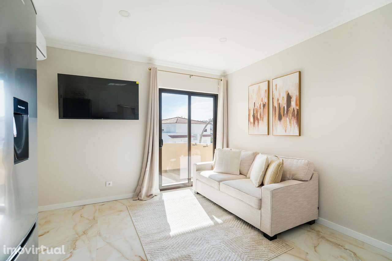 Apartamento T1+1 central, luminoso e recentemente renovado - Grande imagem: 5/22