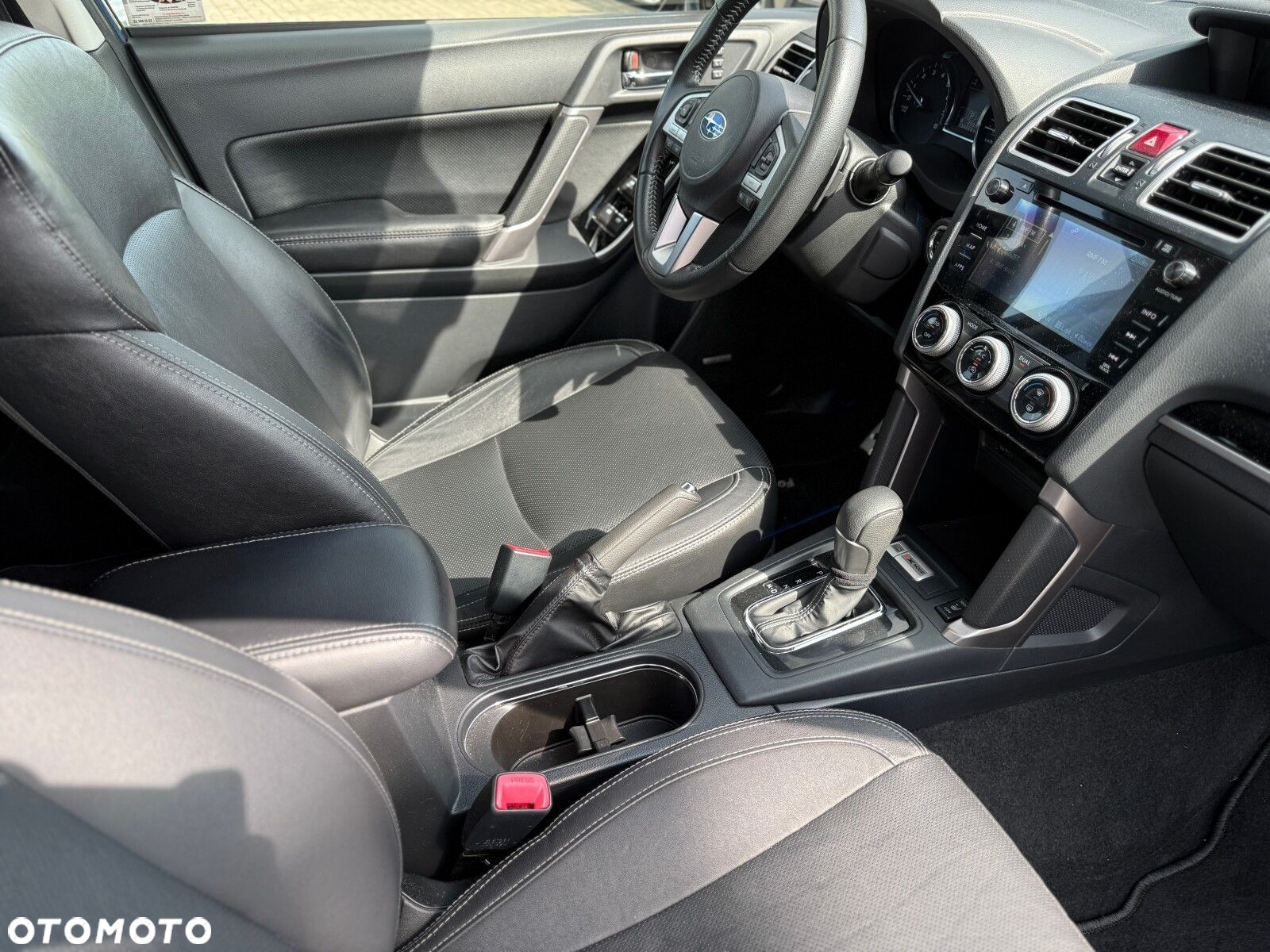 Subaru Forester 2.0 XT Platinum Lineartronic - 9