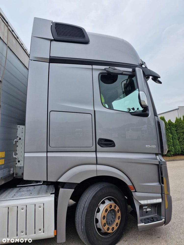 Mercedes-Benz Actros - 4