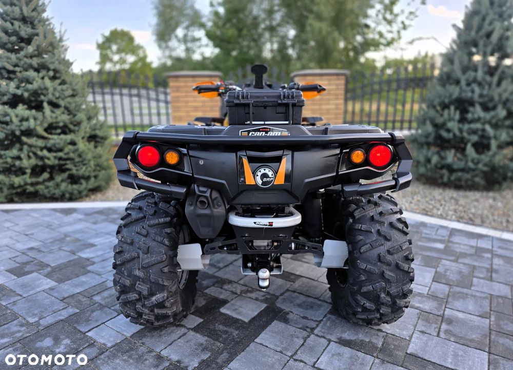 Can-Am Outlander - 4