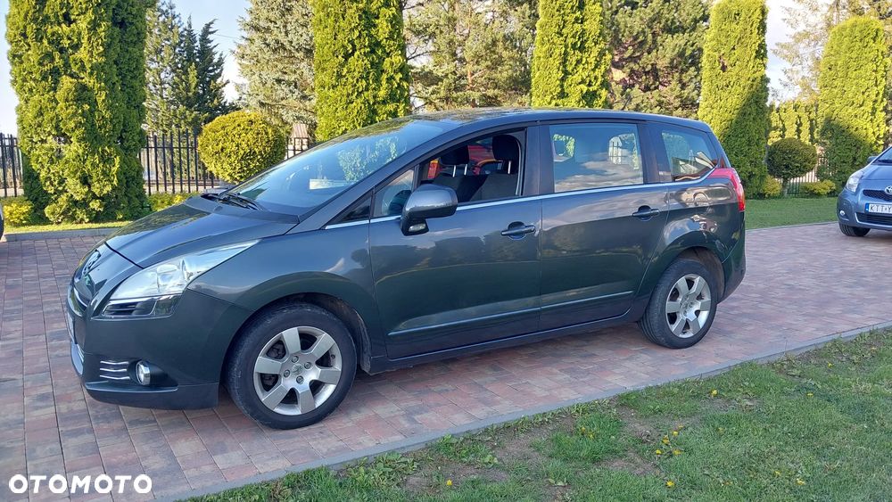 Peugeot 5008 1.6 HDi Premium - 6