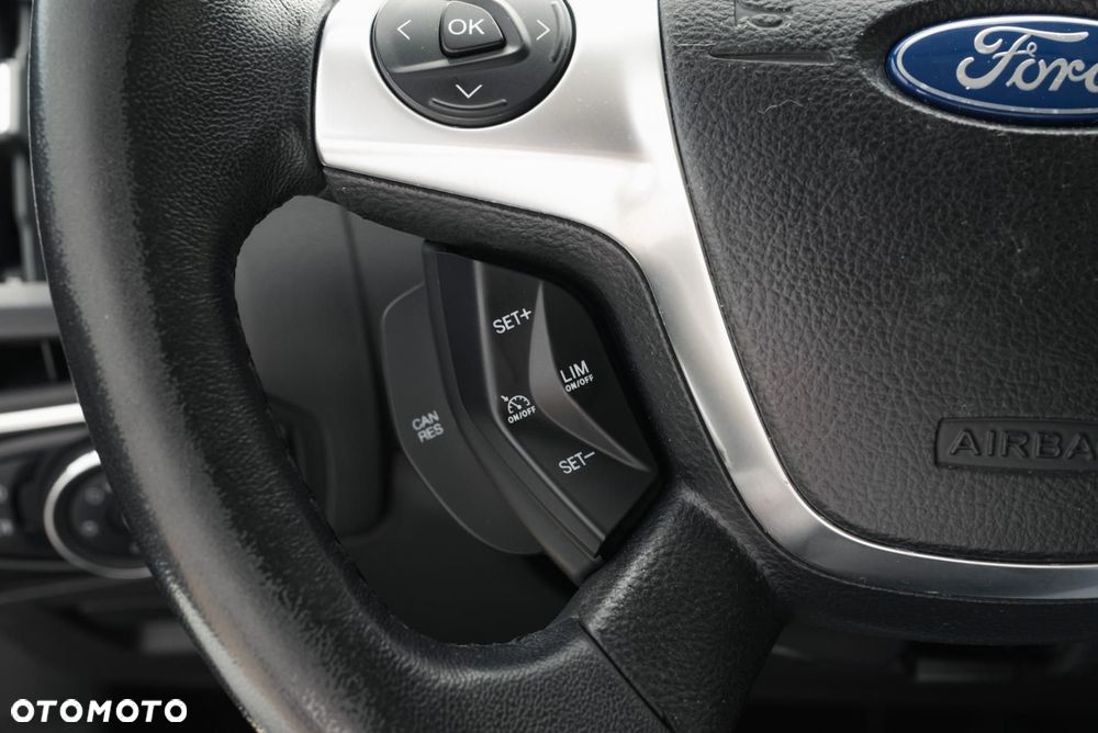 Ford Focus 1.6 EcoBoost Titanium - 21