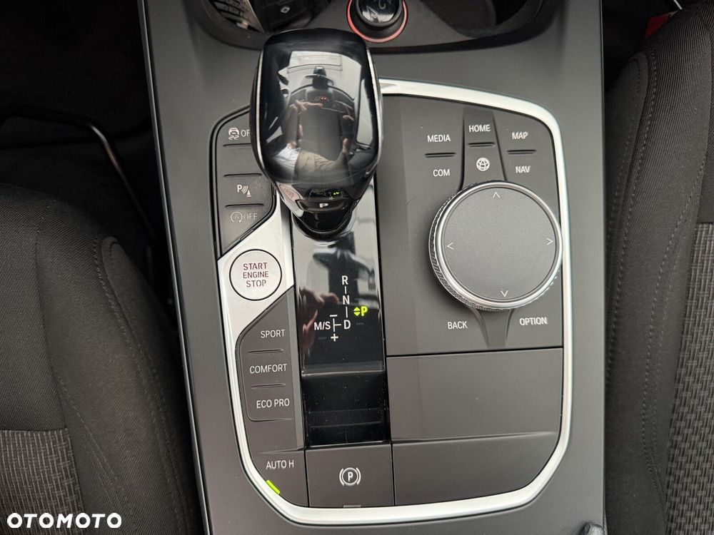 BMW Seria 1 - 22
