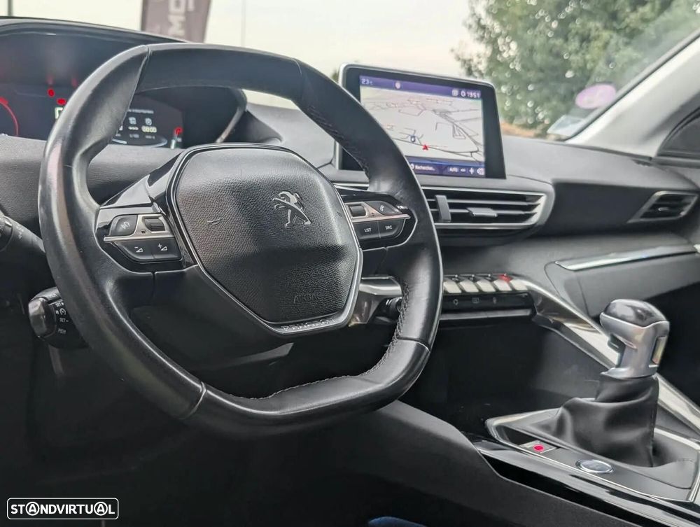 Peugeot 5008 1.2 PureTech Allure Pack - 14