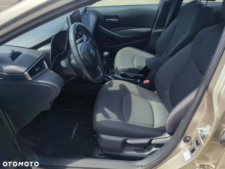 Toyota Corolla 1.5 Comfort - 4