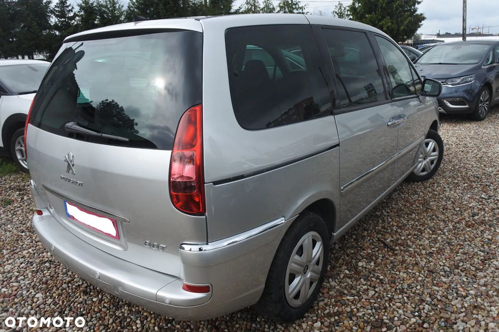 Peugeot 807 HDi 160 Style - 3
