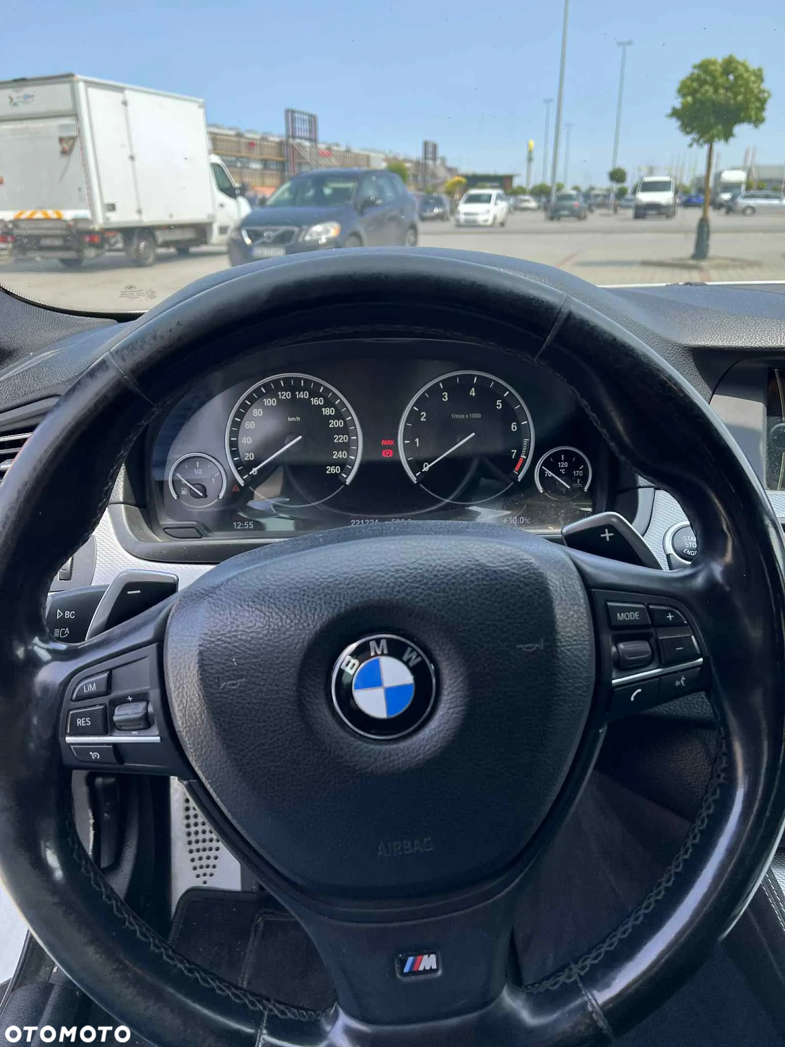 BMW Seria 5 528i xDrive - 9