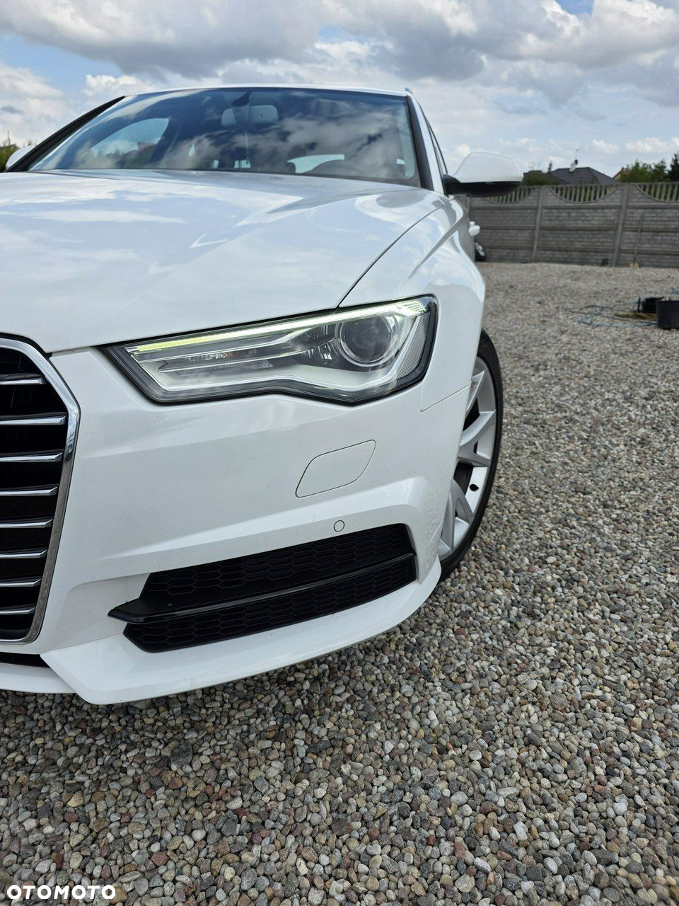Audi A6 - 4