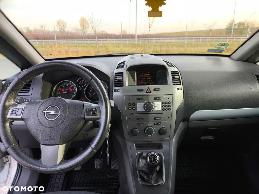 Opel Zafira ver-1-8-active - 17