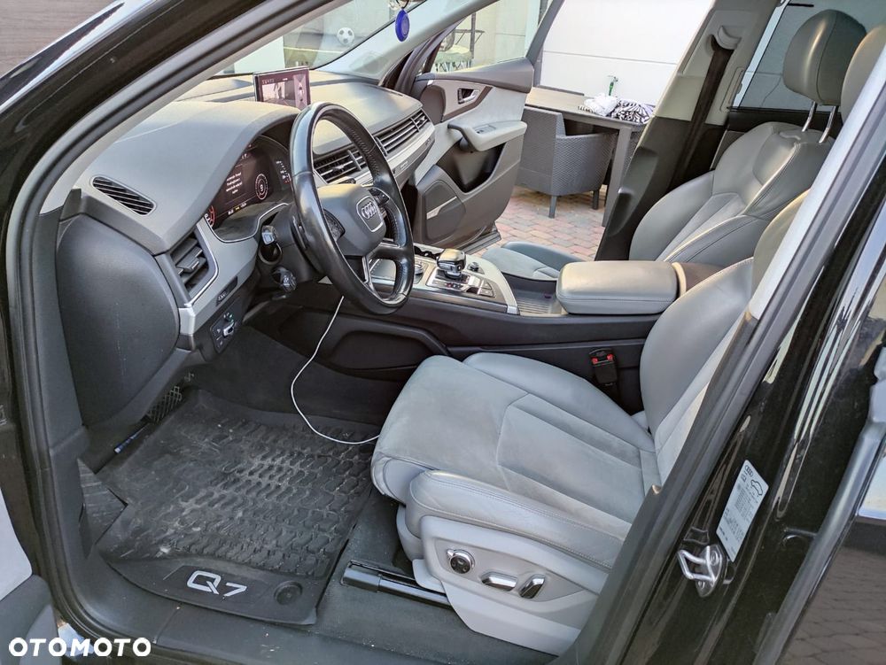 Audi Q7 - 21