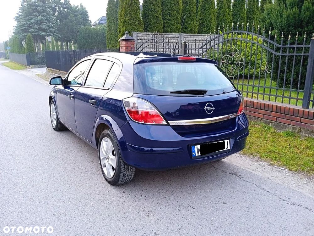 Opel Astra 1.6 Active - 20