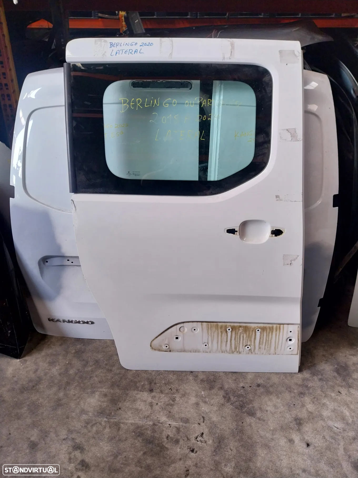Porta lateral PSA BERLINGO/// PARTNER Ano 2020 - 3
