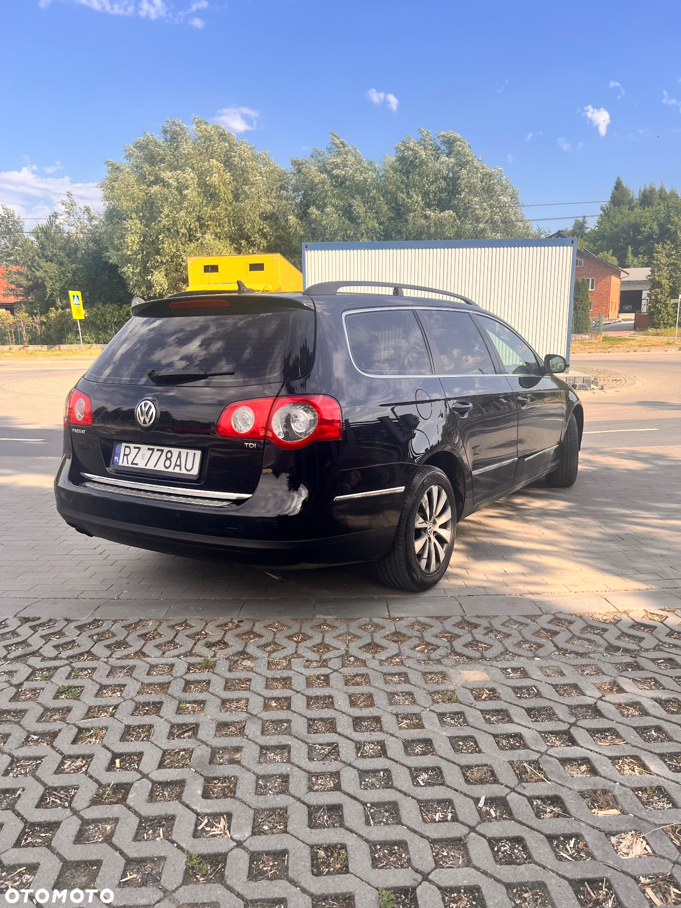 Volkswagen Passat 1.9 TDI Highline - 5