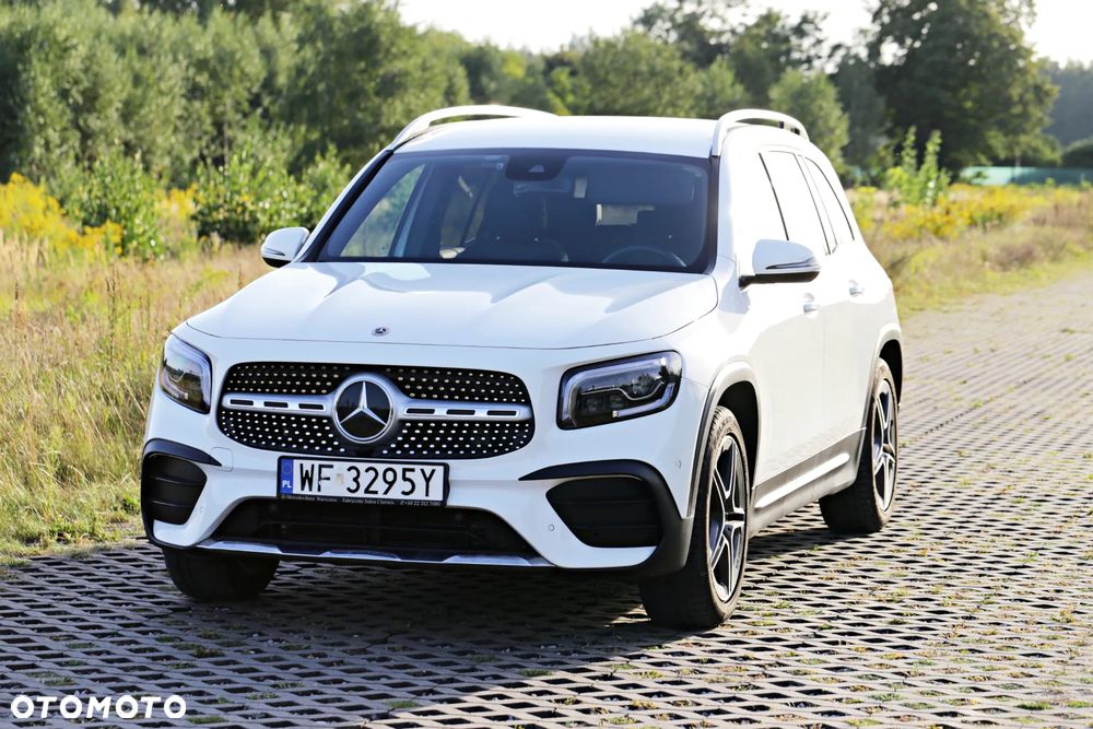 Mercedes-Benz GLB 200 4-Matic AMG Line 8G-DCT - 26