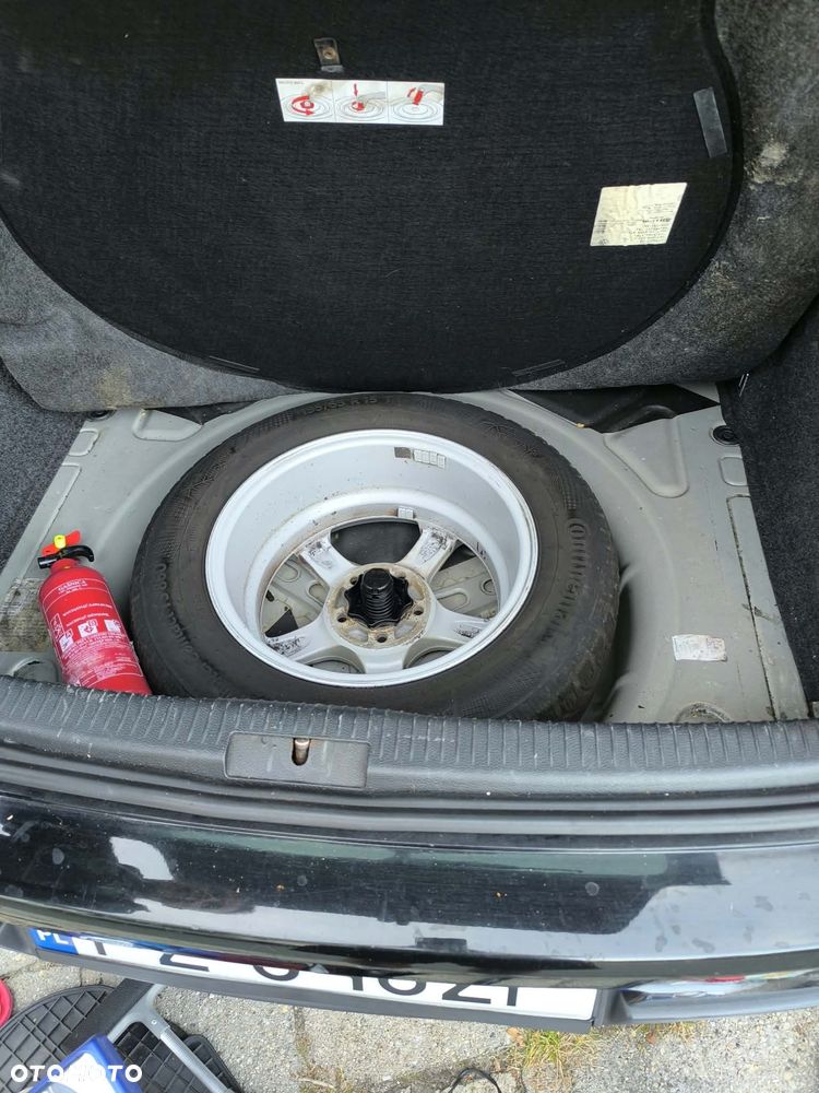 Volkswagen Golf - 9