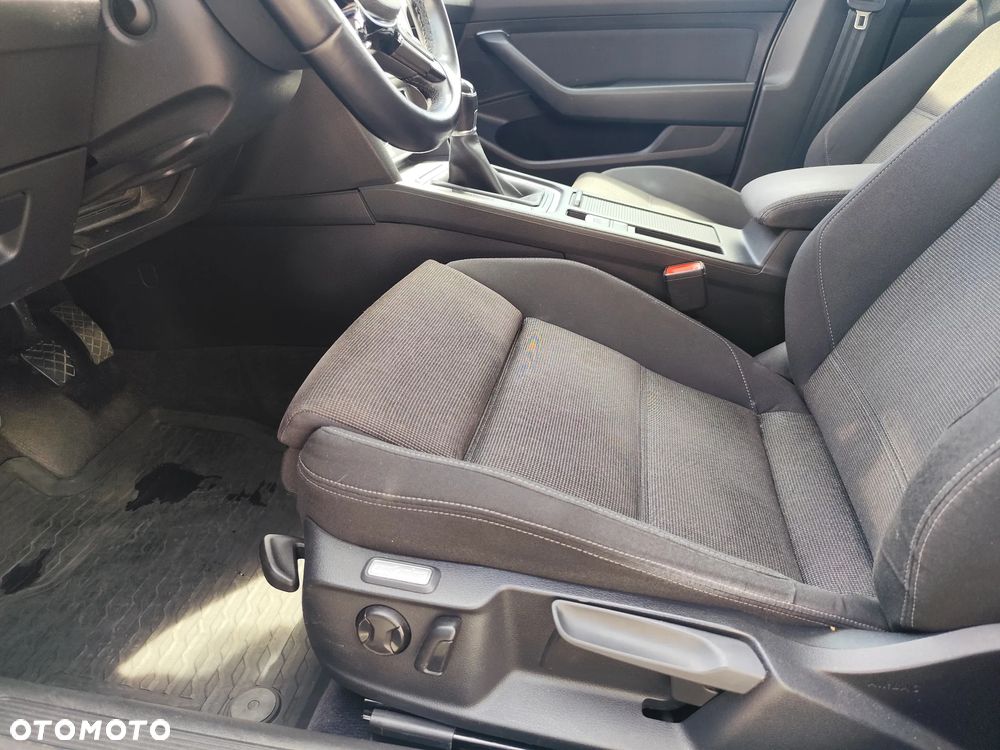 Volkswagen Passat 1.4 TSI BMT Comfortline - 19
