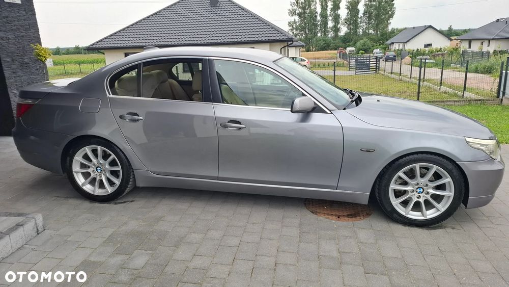 BMW Seria 5 520d - 4