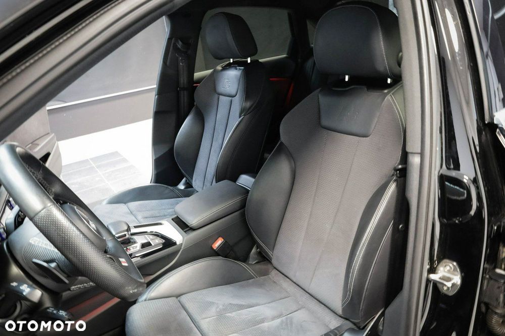 Audi A4 Limousine - 14