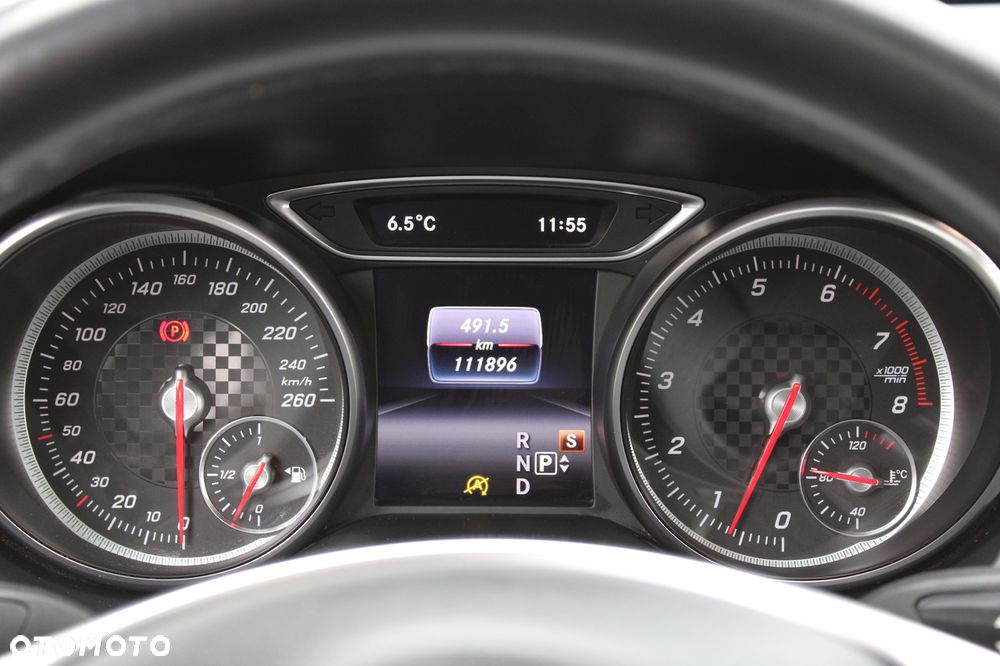 Mercedes-Benz Klasa A 250 4Matic 7G-DCT AMG Line - 28