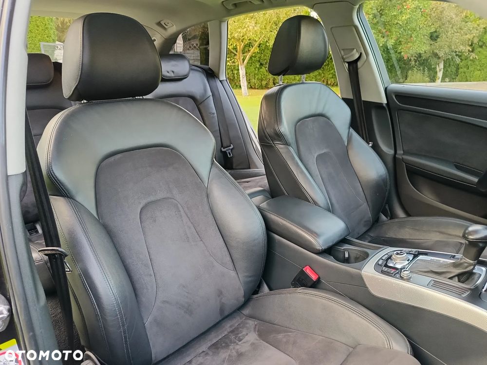 Audi A4 Avant 2.0 TDI DPF quattro S tronic Attraction - 12