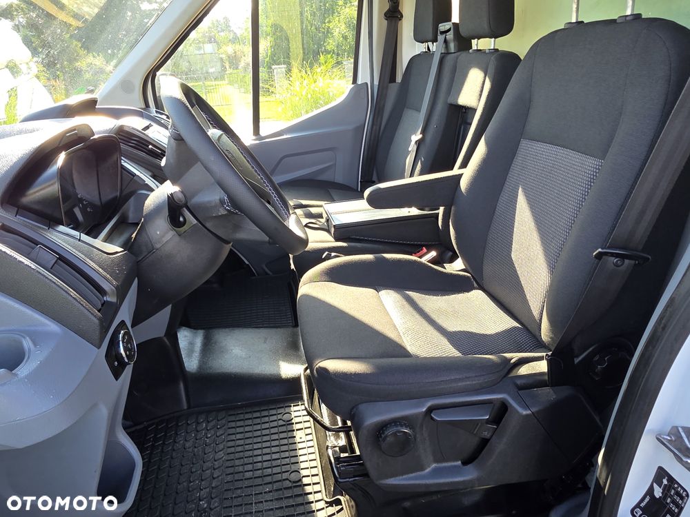 Ford Transit - 14
